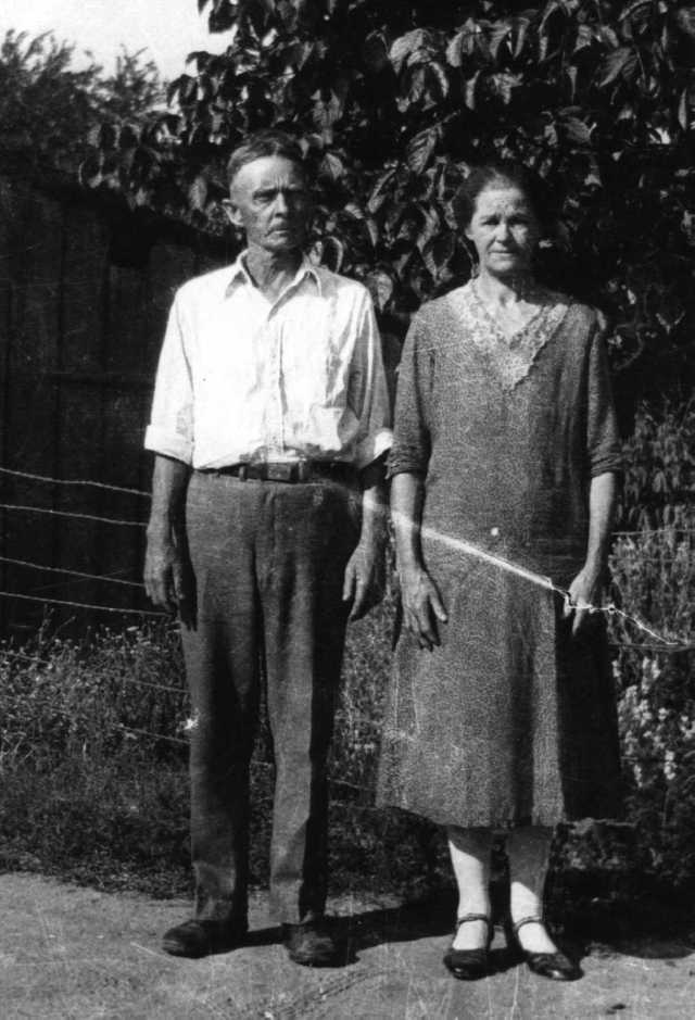 Clarence & Margaret Hawkins